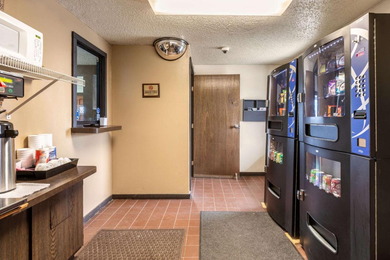 Value Inn Kenosha I-94 - Exit 344 Pleasant Prairie Exteriör bild